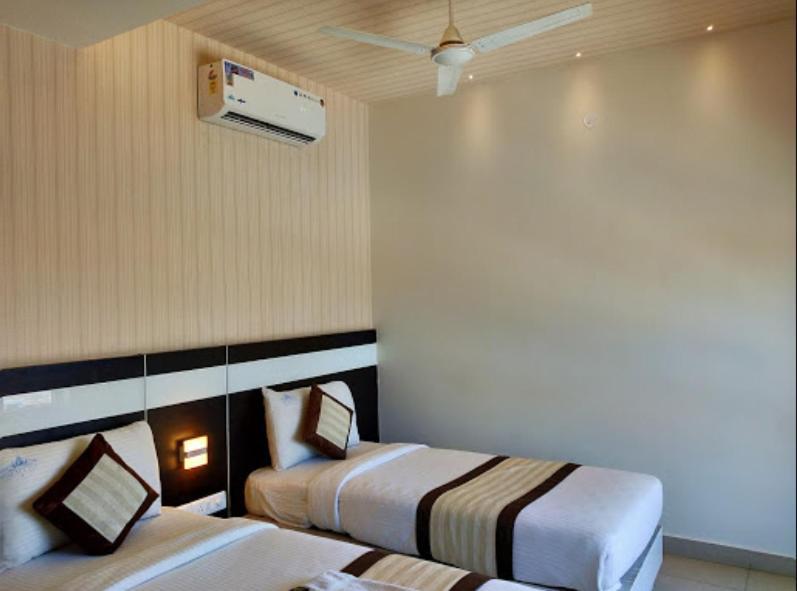 Yuvraj Palace Inn マイソール エクステリア 写真